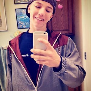 Meet your Posher, Brandon